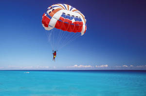 Parasailing Water Landing Wallpaper