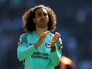 Passion On Display - Marc Cucurella Of Getafe Fc Clapping Wallpaper