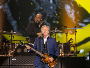 Paul Mccartney Concert With Drummer Wallpaper