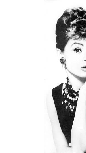 Peeking Audrey Hepburn Wallpaper