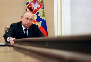 Perspective Shot Of Vladimir Putin Wallpaper