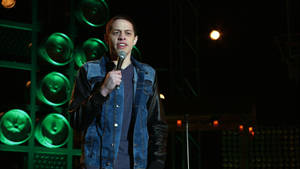 Pete Davidson House Party Show Wallpaper