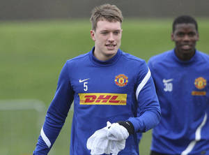 Phil Jones Blue Dhl Shirt Wallpaper