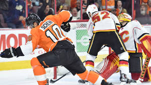 Philadelphia Flyers Brayden Schenn Versus Calgary Back Angle Shot Wallpaper