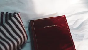 Pinterest Red Book Hd Wallpaper
