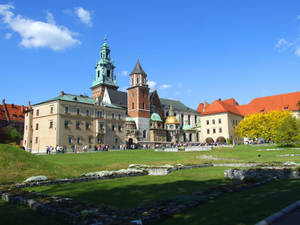 Poland's Wawel Royal Castle Wallpaper