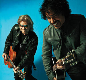 Pop Music Icons - Daryl Hall And John Oates Wallpaper