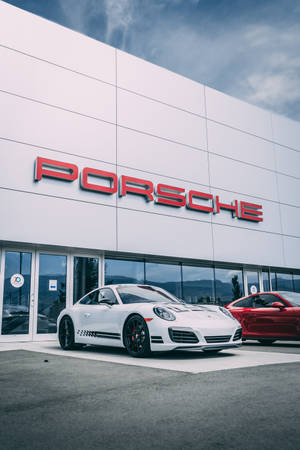 Porsche Luxury Services Wallpaper