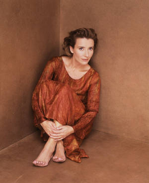 Portrait Of Emma Thompson Wallpaper