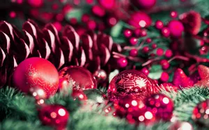 Preppy Christmas Ornament Close Up Wallpaper
