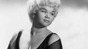 Prime Female Artist Etta James Wallpaper