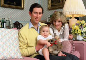 Princess Diana With Baby William Wallpaper