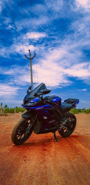 R15 V3 Cloudy Blue Sky Wallpaper