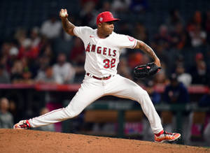 Raisel Iglesias Full Angels Wallpaper