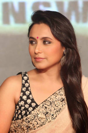 Rani Mukerji Side View Wallpaper