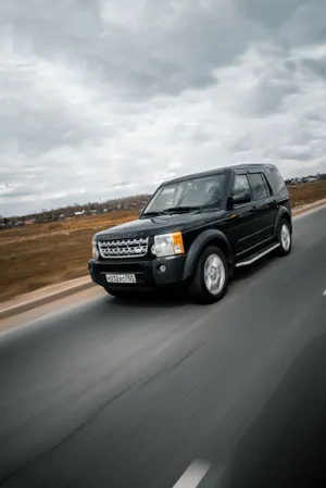 Raven Land Rover Jeep Wallpaper