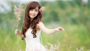 Real Chinese Beauty In Traditional White Dress Wallpaper