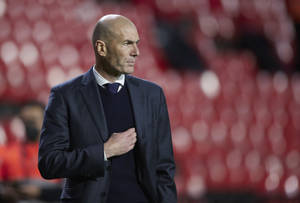 Real Madrid Zinedine Zidane Football Manager Wallpaper