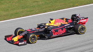 Red Bull Racing 33 Honda Wallpaper