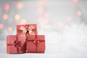 Red High Resolution Christmas Presents Wallpaper