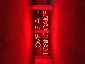 Red Light Love Quote Wallpaper