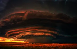 Red Sunset Wedge Tornado Wallpaper