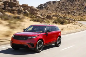 Red Suv Land Rover Wallpaper