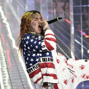 Remembering The Legacy Of Dead Rappers Wallpaper