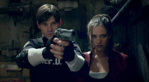 Resident Evil 2 Suspicious Leon And Claire Wallpaper