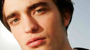 Robert Pattinson Close-up Wallpaper