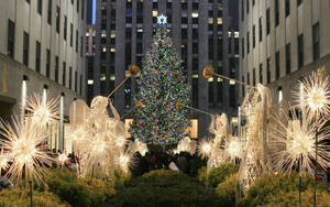 Rockefeller Center Garden Walkway Wallpaper