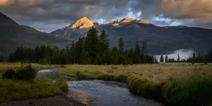 Rocky Mountains Nature Landscape Wallpaper