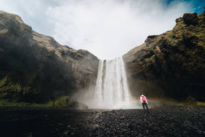 Rocky Waterfall Nature Scenery Wallpaper