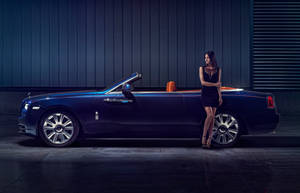 Rolls-royce 4k Dawn With Woman Wallpaper