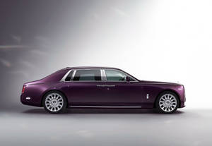 Rolls-royce 4k Purple Aesthetic Phantom Side View Wallpaper