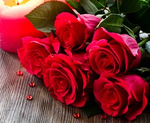 Romantic Red Roses Candlelight Wallpaper