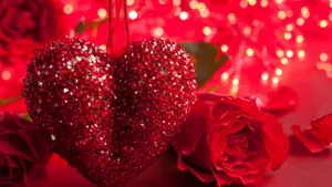 Romantic Rose And Crystal Heart Wallpaper