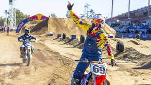 Ronnie Mac Celebrate Wallpaper