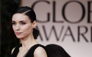 Rooney Mara In Global Awards Ceremony Wallpaper