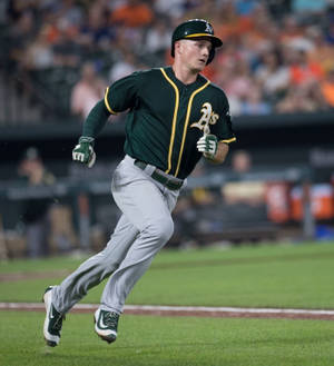 Running Matt Chapman Oakland Athletics Wallpaper