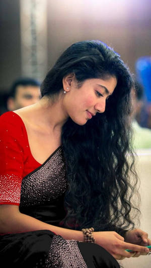 Sai Pallavi Stunning In Red Wallpaper