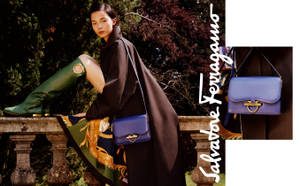 Salvatore Ferragamo Blue Purse Wallpaper