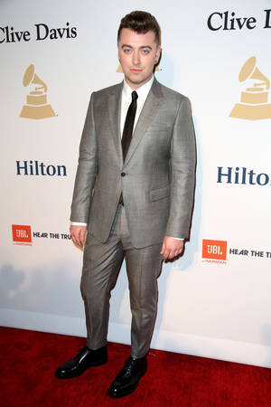 Sam Smith At Pre-grammy Gala 2015 Wallpaper