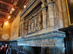 San Simeon Fireplace Wallpaper