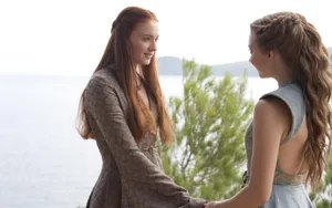 Sansa Stark With Margaery Tyrell Wallpaper