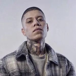 Santa Fe Klan In Flannel Wallpaper