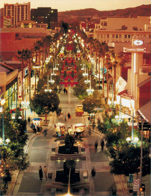 Santa Monica 3rd Street Promenade Wallpaper