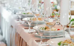 Scrumptious Mid-day Delights Wallpaper