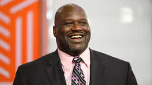 Shaq Laughingin Suit Wallpaper