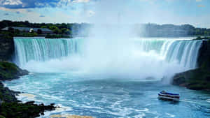 Ship Across Horseshoe Niagara Falls Canada Wallpaper